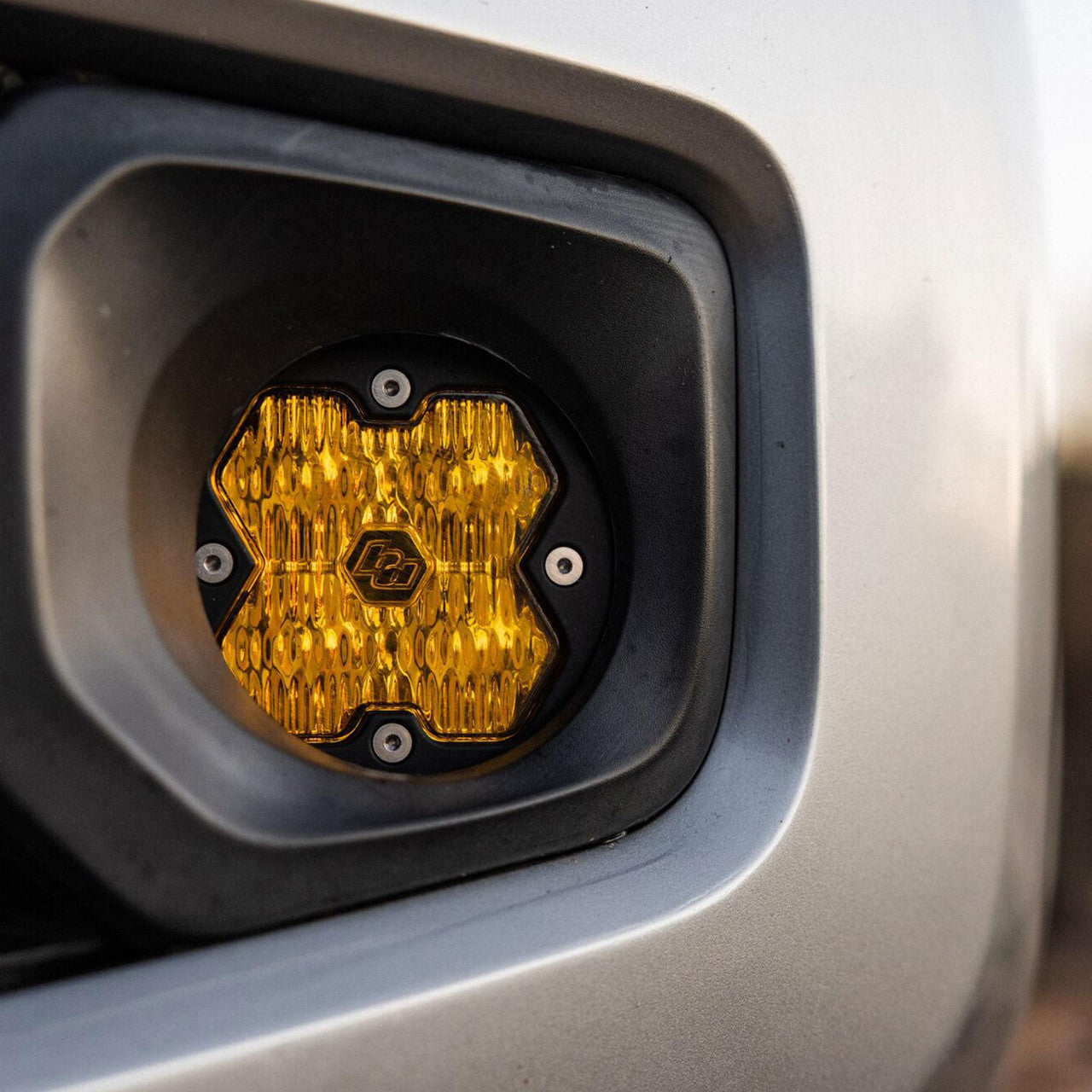 KIT DE FAROS ANTINIEBLA SQUADRON-R 2.0 SPORT - TOYOTA 4RUNNER 2010-24; TACOMA 2012-23; TUNDRA 2014-21