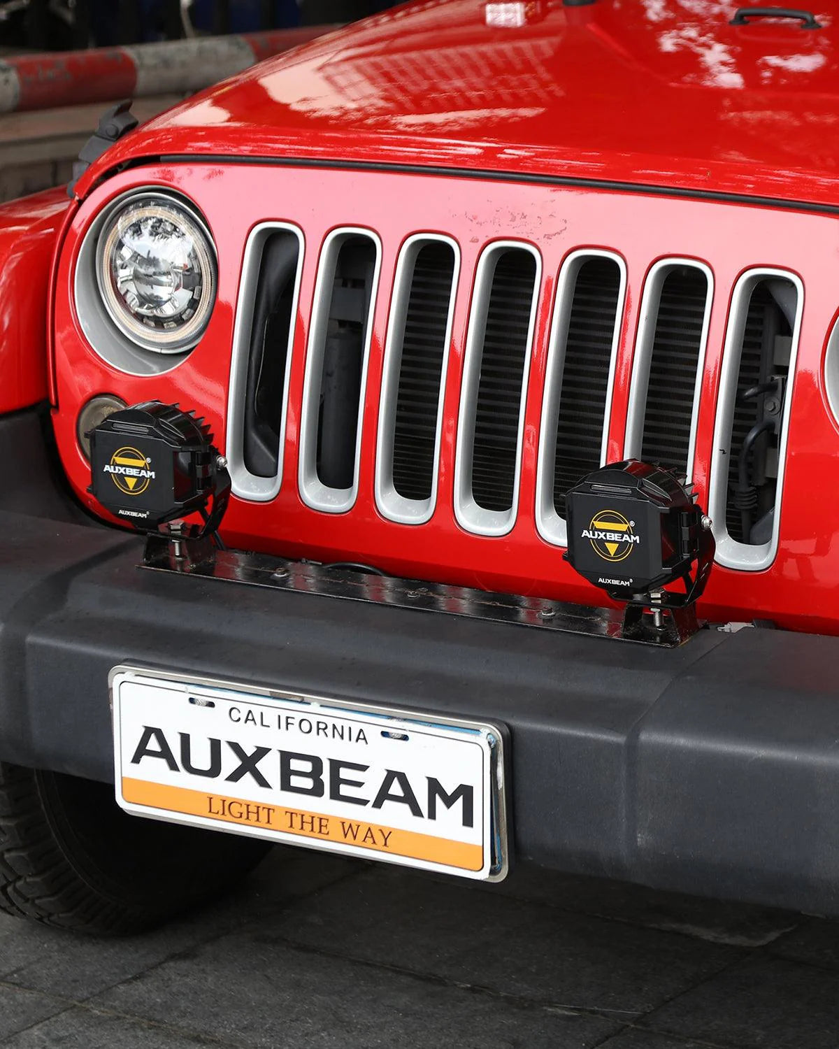 Serie V-MAX | Luces LED redondas de haz combinado, de 5 pulgadas, 168 W, 16440 lm, con luces diurnas ámbar