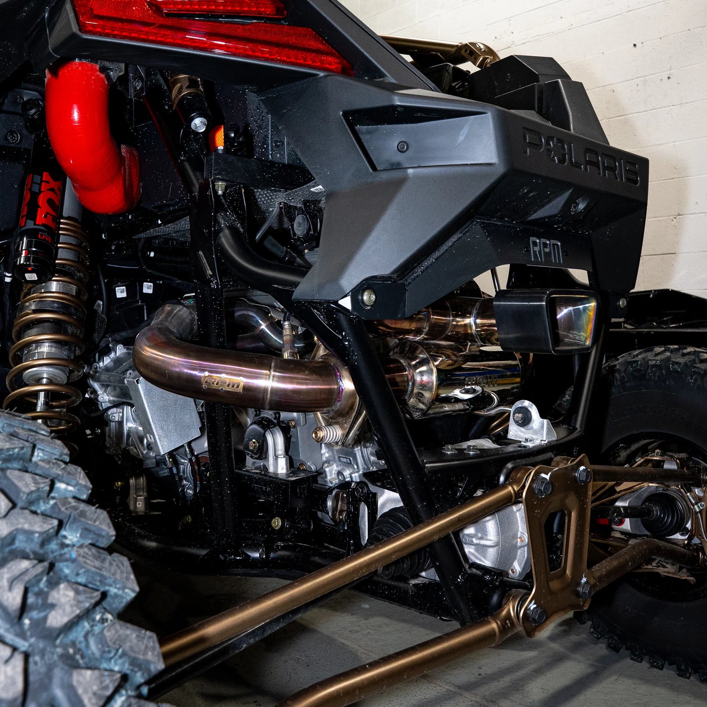 Silenciador deportivo doble RPM Polaris RZR Pro R de 3" con punta de 3" No Turbo
